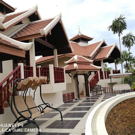 Achawalai Residence Village By Song Haat Jomtien Eksteriør bilde