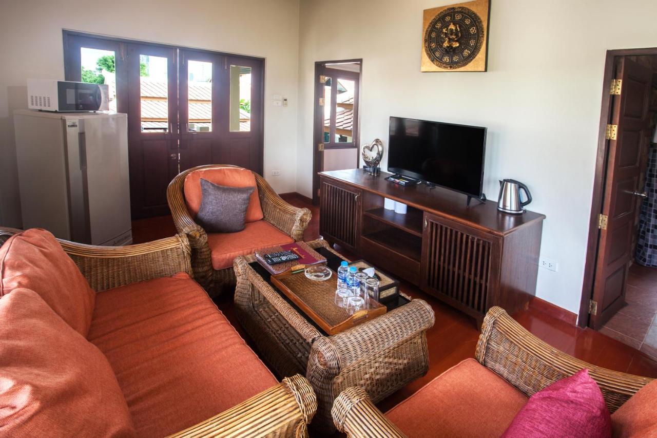 Achawalai Residence Village By Song Haat Jomtien Eksteriør bilde