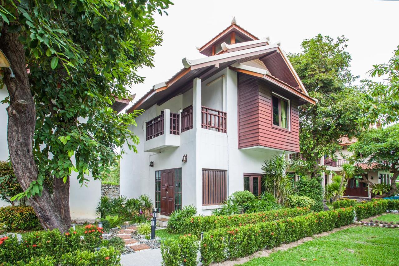 Achawalai Residence Village By Song Haat Jomtien Eksteriør bilde