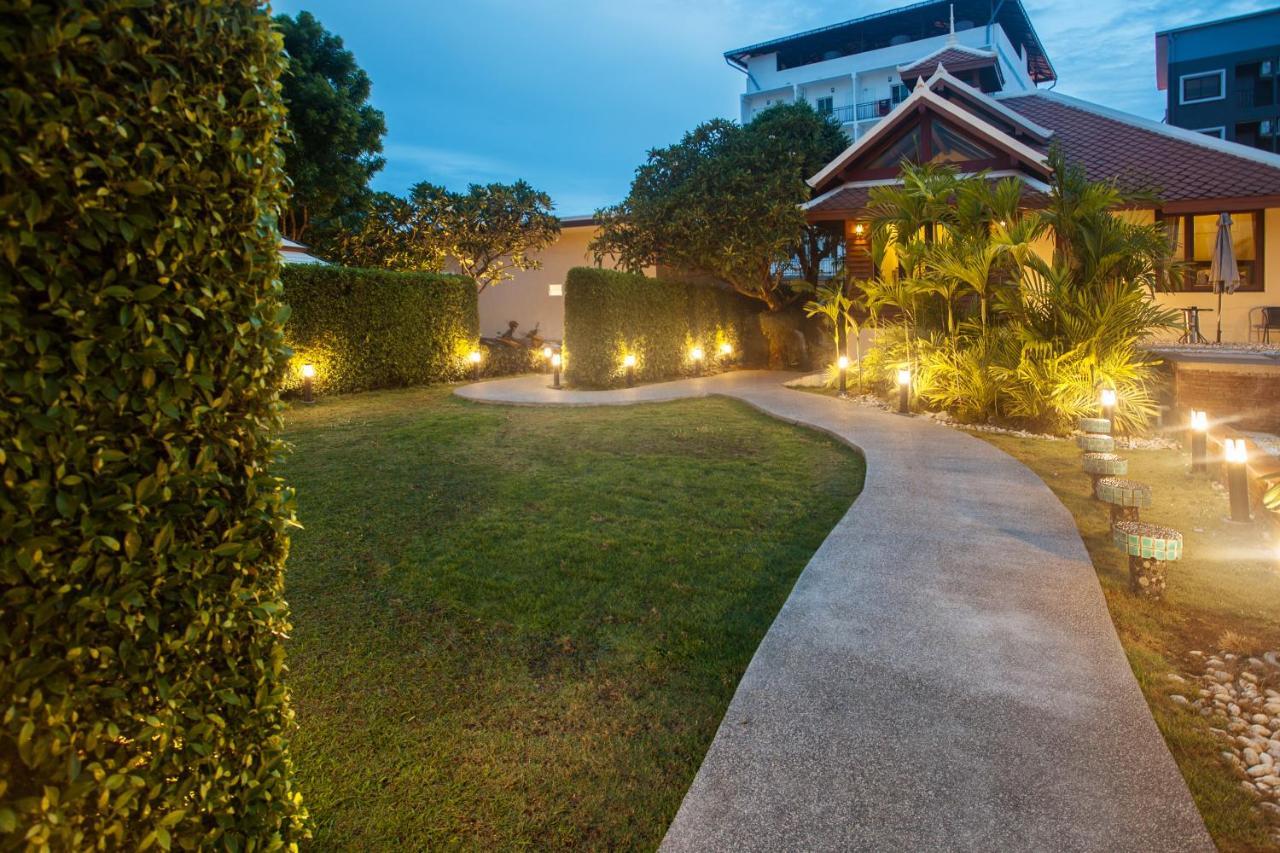 Achawalai Residence Village By Song Haat Jomtien Eksteriør bilde